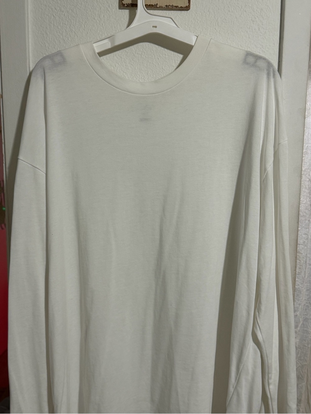 Under Armour Men's White Long Sleeve Crew Tee